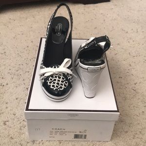 New Coach Emilanna Wedges Size 8.5